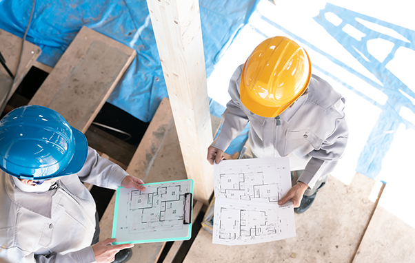 解体工事の打ち合わせ風景